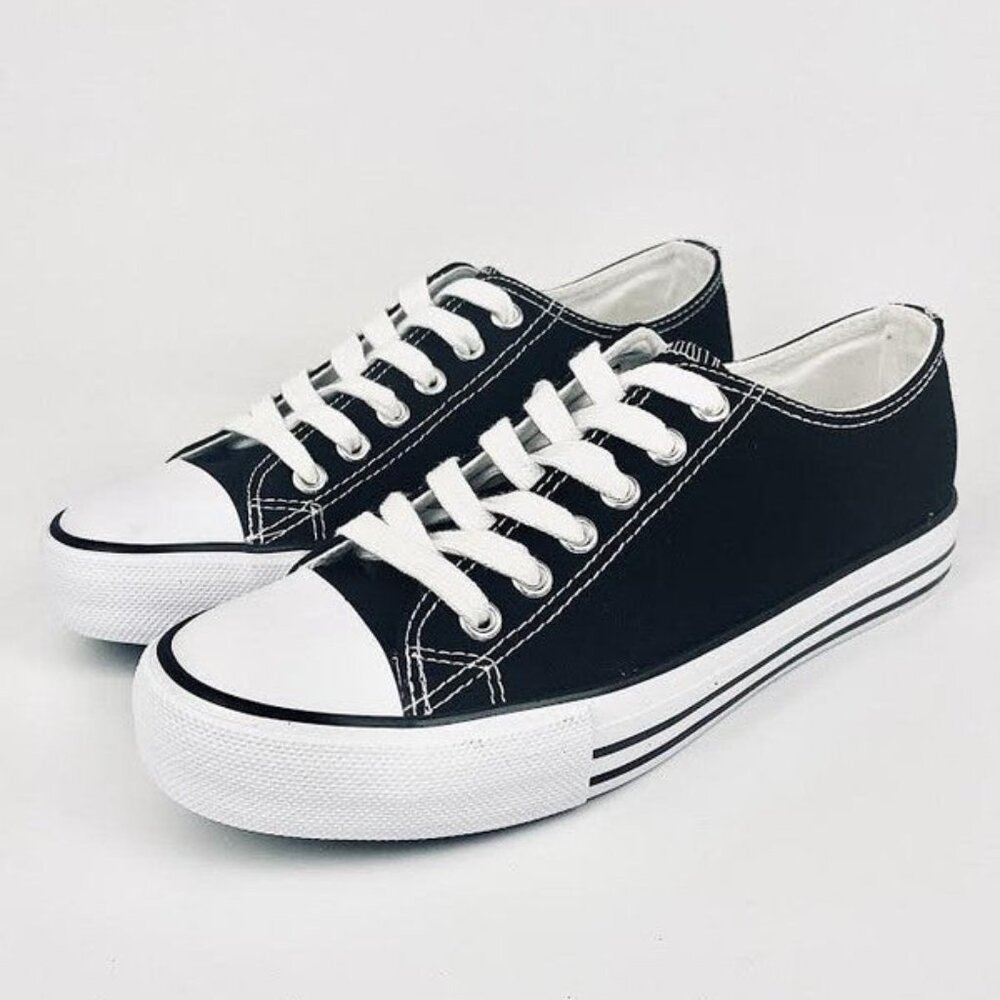 Everglades Lace-Up Black Sneakers White Laces